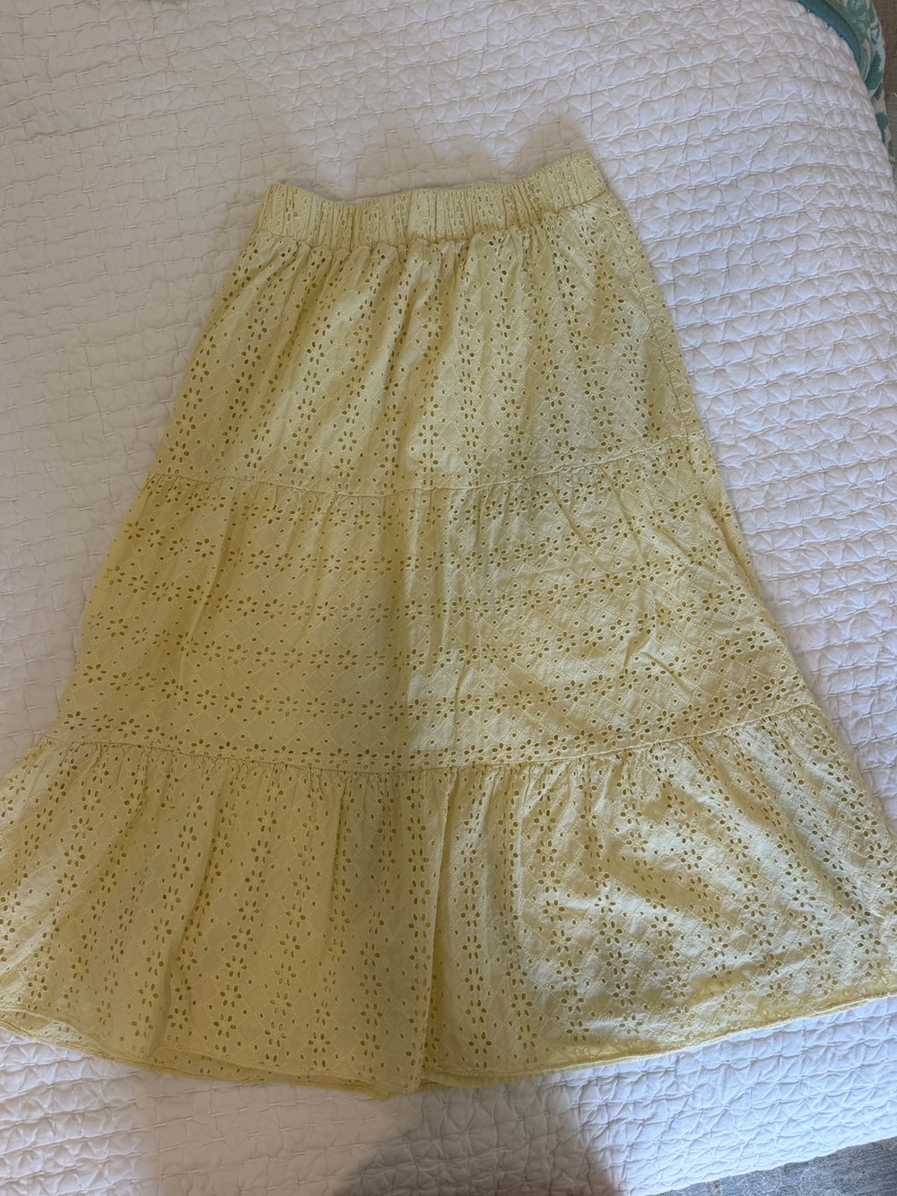 LOFT Pale Yellow Eyelet Elastic Waist Skirt